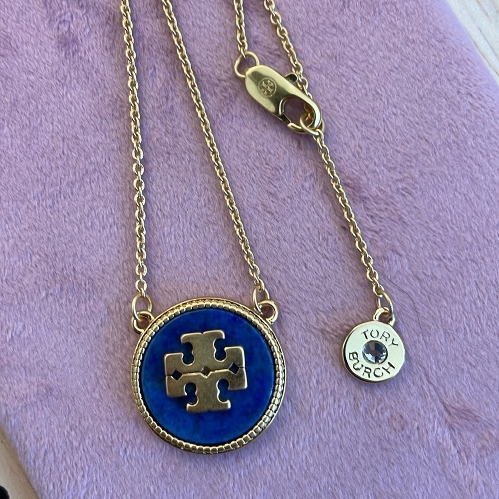 Tory Burch Lapis Blue Stone Logo Pendant Necklace Gold Tone Medallion Necklace